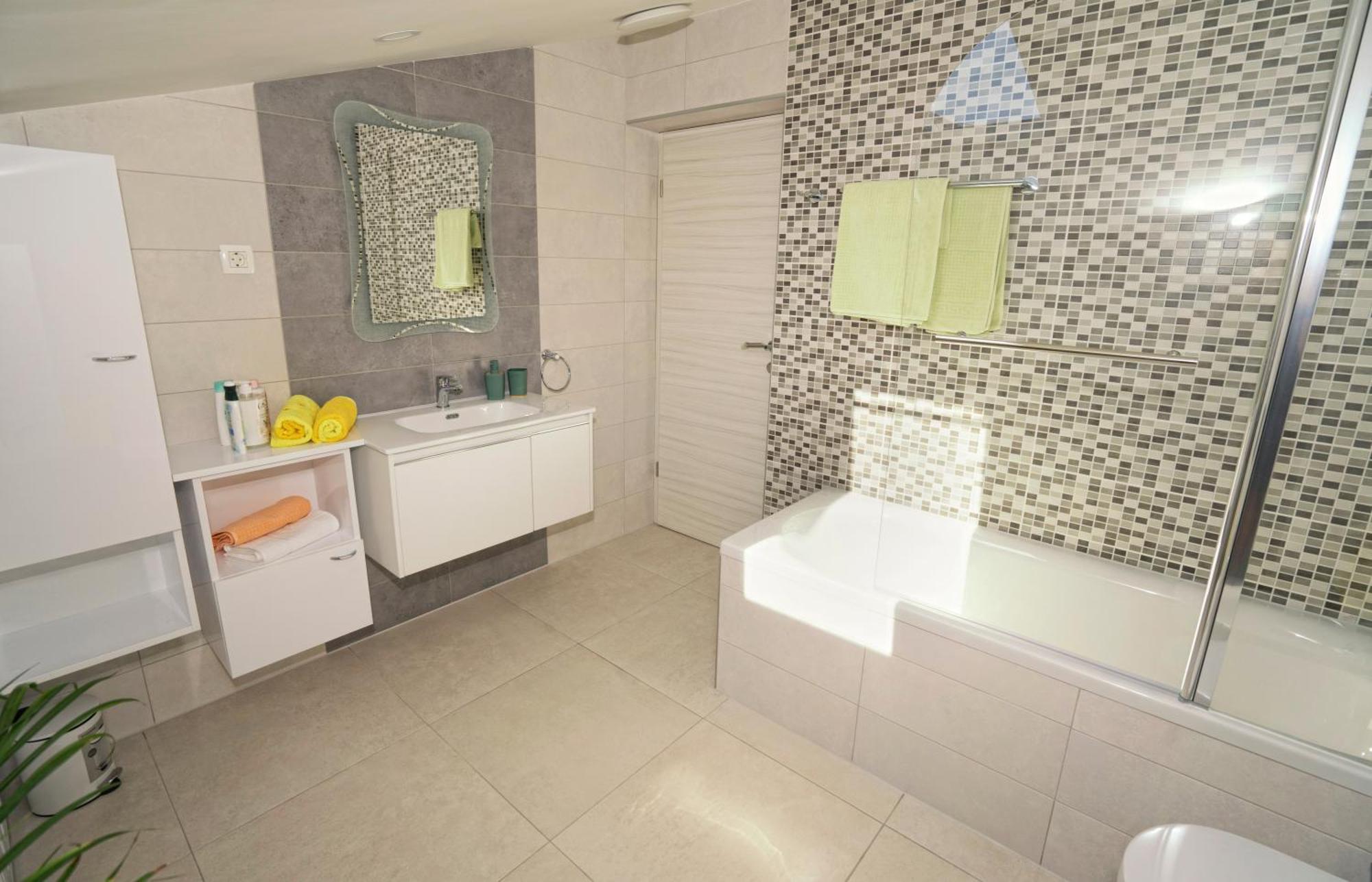Riviera Blue Apartments With Seaview, Private Whirlpools And Parking Near Opatija Opric Экстерьер фото